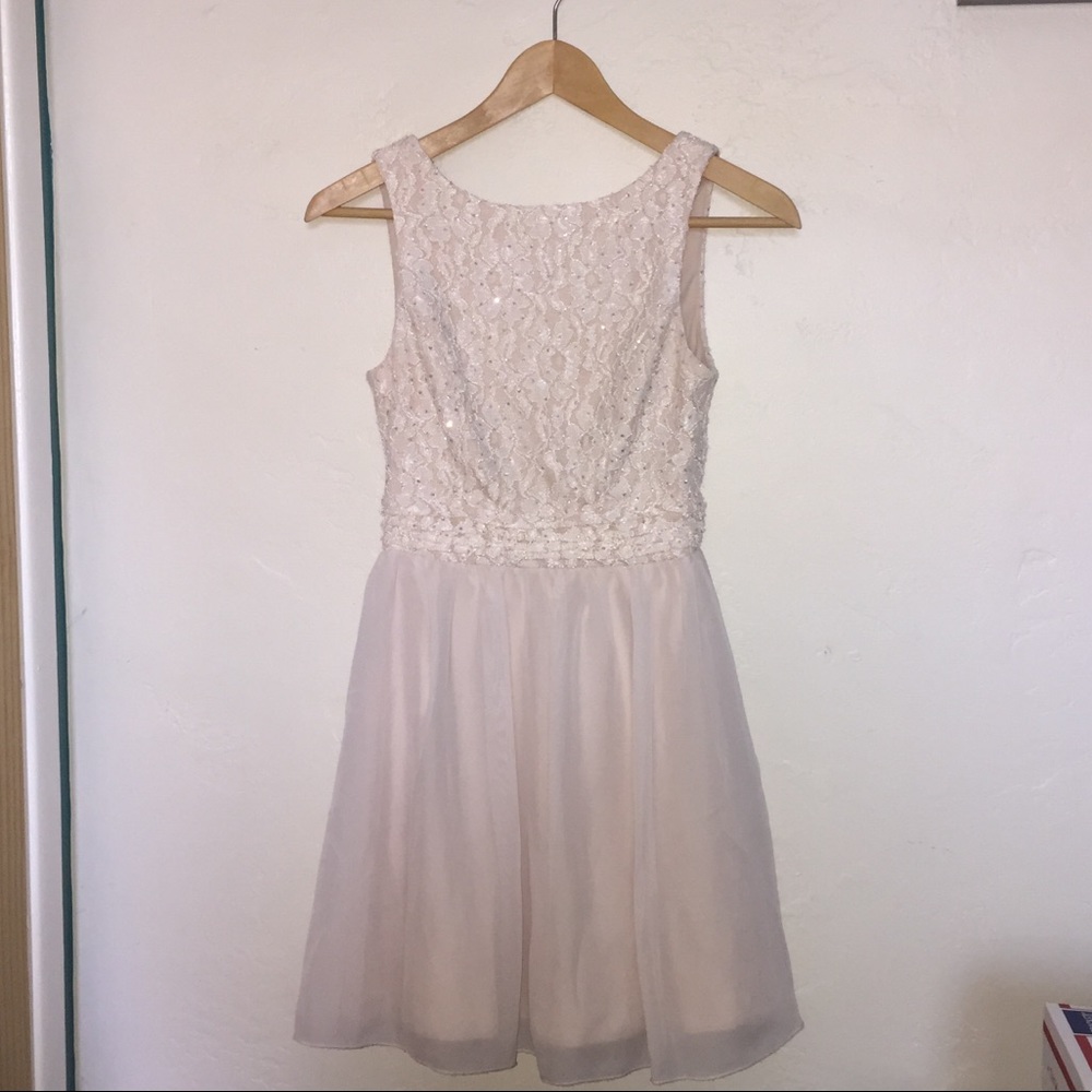 Beige Dress - Picture 5 of 9